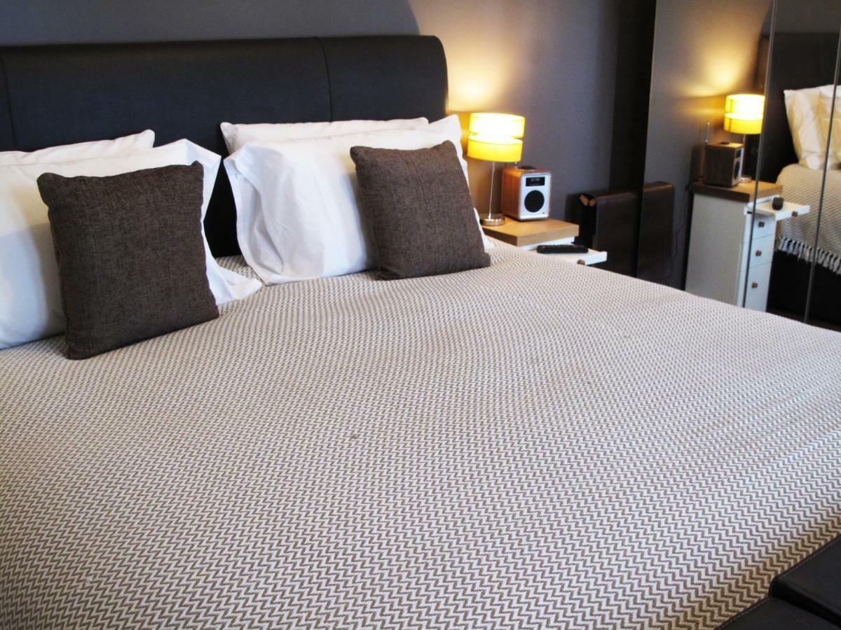Piglets Boutique Country Stay - Winner Best B&B And Guest House Of The Year - Visitengland 2023 새프런월든 외부 사진